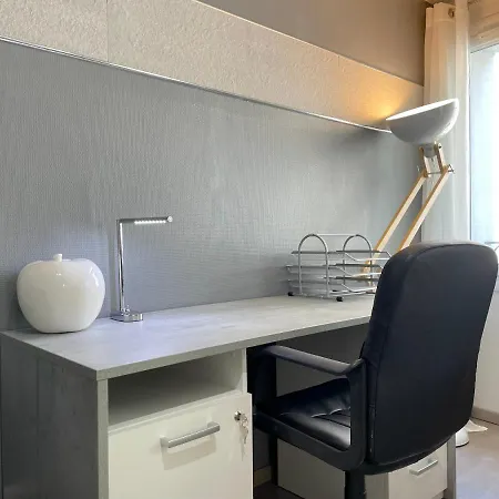 L'évêché - T3 Spacieux&traversant En Hypercentre Apartamento