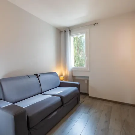 L'évêché - T3 Spacieux&traversant En Hypercentre Castres (Tarn)